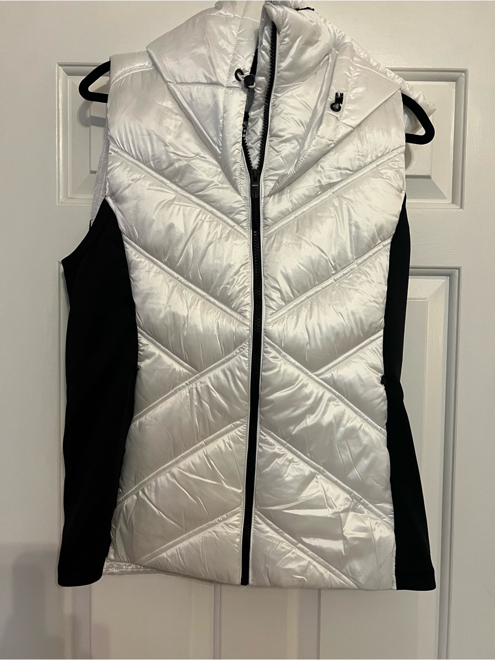 DKNY White Quilted Hooded Vest with Black Panels